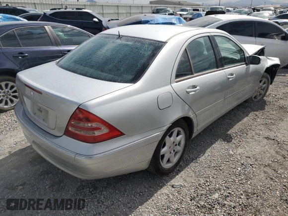 2001 Mercedes-Benz C 320 с VIN WDBRF64J51F039949, выставлен на аукционе Copart как лот 53910475 с пробегом Не указан миль и На запчасти • Non repairable. История ставок и продаж доступна на DreamBid. Изображение 3.