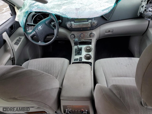 2011 Toyota Highlander with VIN 5TDZA3EH1BS016096, listed as a Copart auction lot 48764265 with 84,555 mi miles and Salvage Title. Bid and sale history available at carsss.com. Image 8.