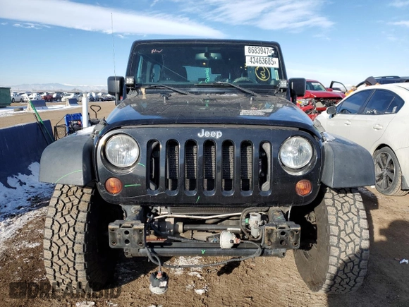 2012 Jeep Wrangler Unlimited Rubicon with VIN 1C4HJWFG2CL260944, listed as a Copart auction lot 43463685 with 151,979 mi miles and Salvage title. Bid and sale history available at DreamBid. Image 5.