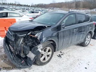 2014 Toyota RAV4 XLE with VIN 2T3WFREV7EW120091, listed as a IAAI auction lot 41605438 with 109,865 mi miles. Bid and sale history available at carsss.com. Image 17.