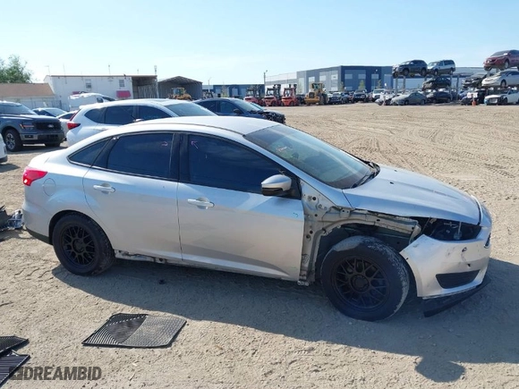 2016 Ford Focus SE with VIN 1FADP3F27GL320227, listed as a IAAI auction lot 41941368 with 128,527 mi miles. Bid and sale history available at carsss.com. Image 12.