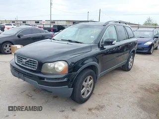 2007 Volvo XC90 I6 with VIN YV4CY982X71364072, listed as a IAAI auction lot 42048060 with 195,900 mi miles. Bid and sale history available at carsss.com. Image 2.