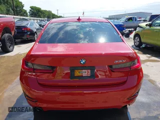 2021 BMW 3 Series 330i z VIN 3MW5R1J08M8B56246, wystawiony jako IAAI lot #42355325 z przebiegiem 48 699 mil mil oraz . Historia ofert i sprzedaży dostępna na DreamBid. Obrazek 15.