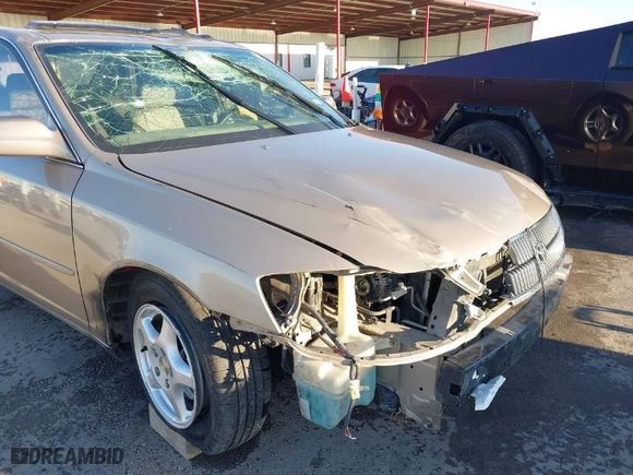 2000 Toyota Avalon XL with VIN 4T1BF28B5YU007096, listed as a IAAI auction lot 41409145 with NaN miles. Bid and sale history available at carsss.com. Image 18.