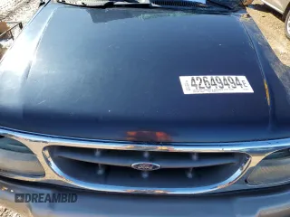 2001 Ford Explorer Eddie Bauer z VIN 1FMZU74E61UB05545, wystawiony jako Copart lot #42649494 z przebiegiem 136 242 mil mil oraz Nie do naprawy • Non repairable. Historia ofert i sprzedaży dostępna na DreamBid. Obrazek 12.