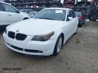 2005 BMW 5 Series 530i with VIN WBANA73585B817387, listed as a IAAI auction lot 41183425 with 269,325 mi miles. Bid and sale history available at carsss.com. Image 2.