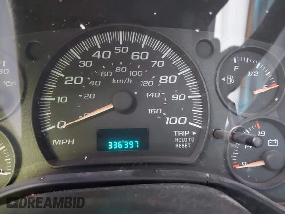 2007 GMC Savana Cargo Van with VIN 1GTGG29V571131451, listed as a IAAI auction lot 41455030 with 336,397 mi miles. Bid and sale history available at carsss.com. Image 7.