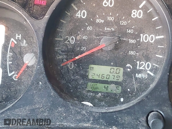 2003 Subaru Forester X with VIN JF1SG63643H750777, listed as a IAAI auction lot 41125996 with 246,079 mi miles. Bid and sale history available at carsss.com. Image 7.