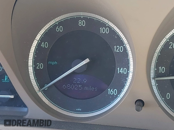 2004 Mercedes-Benz SL 500 with VIN WDBSK75F64F072167, listed as a IAAI auction lot 41862494 with 68,025 mi miles and . Bid and sale history available at DreamBid. Image 15.