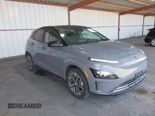 2022 Hyundai Kona SE z VIN KM8K23AGXNU150905, wystawiony jako IAAI lot #42478689 z przebiegiem 16 327 mil mil oraz . Historia ofert i sprzedaży dostępna na DreamBid. Obrazek 1.