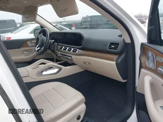 2020 Mercedes-Benz GLE 350 z VIN 4JGFB4JB2LA203932, wystawiony jako IAAI lot #41520826 z przebiegiem 72 032 mil mil oraz . Historia ofert i sprzedaży dostępna na DreamBid. Obrazek 5.