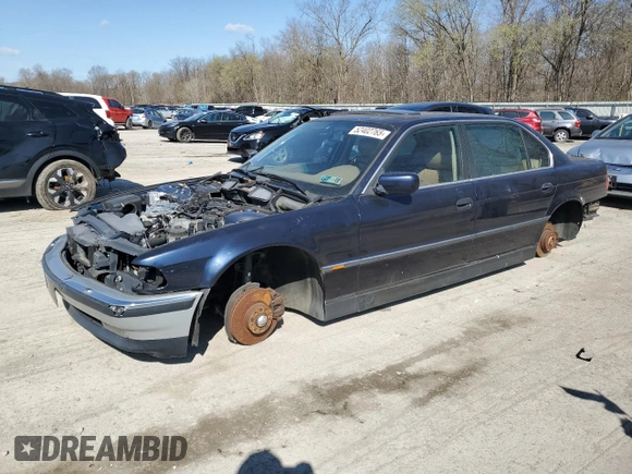1996 BMW 7 Series 740iL z VIN WBAGJ8328TDL35931, wystawiony jako Copart lot #52402765 z przebiegiem Nie podano mil oraz Czysty tytuł • Clean title. Historia ofert i sprzedaży dostępna na DreamBid. Obrazek 1.