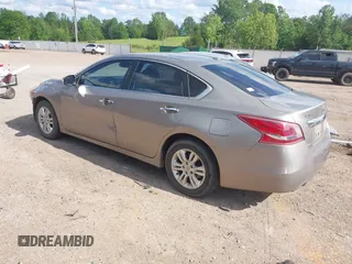 2014 Nissan Altima S with VIN 1N4BL3AP0EN236323, listed as a IAAI auction lot 42130469 with 165,009 mi miles and . Bid and sale history available at DreamBid. Image 3.