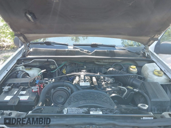 1998 Jeep Grand Cherokee Laredo with VIN 1J4GZ58S6WC154415, listed as a IAAI auction lot 42331831 with 163,723 mi miles and . Bid and sale history available at DreamBid. Image 10.