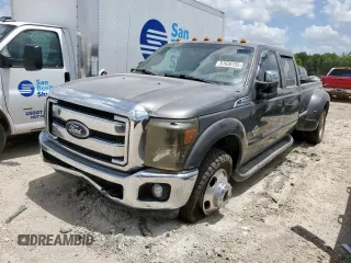 2015 Ford F-350 Lariat with VIN 1FT8W3CT5FEA32754, listed as a Copart auction lot 61626155 with 257,617 mi miles and Clean title. Bid and sale history available at DreamBid. Image 1.