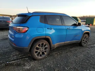 2021 Jeep Compass 80th Anniversary z VIN 3C4NJCEB9MT552992, wystawiony jako Copart lot #88515185 z przebiegiem 65 797 mil mil oraz Szkoda całkowita • Salvage title. Historia ofert i sprzedaży dostępna na DreamBid. Obrazek 3.
