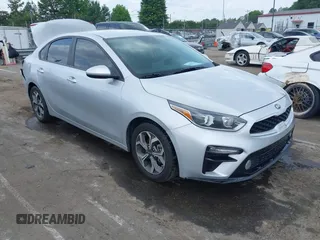 2021 Kia Forte LXS with VIN 3KPF24ADXME269696, listed as a IAAI auction lot 42498767 with 90,070 mi miles and . Bid and sale history available at DreamBid. Image 1.