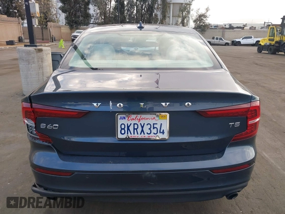 2019 Volvo S60 Momentum with VIN 7JR102FK6KG011458, listed as a IAAI auction lot 41515206 with 42,848 mi miles. Bid and sale history available at carsss.com. Image 17.