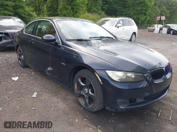 2008 BMW 3 Series 328xi z VIN WBAWC33588PD08899, wystawiony jako IAAI lot #42442016 z przebiegiem 108 563 mil mil oraz . Historia ofert i sprzedaży dostępna na DreamBid. Obrazek 1.