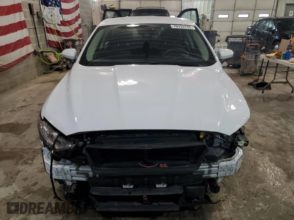 2020 Ford Fusion Hybrid SE with VIN 3FA6P0LU6LR266685, listed as a Copart auction lot 70333742 with 20,048 mi miles. Bid and sale history available at carsss.com. Image 5.