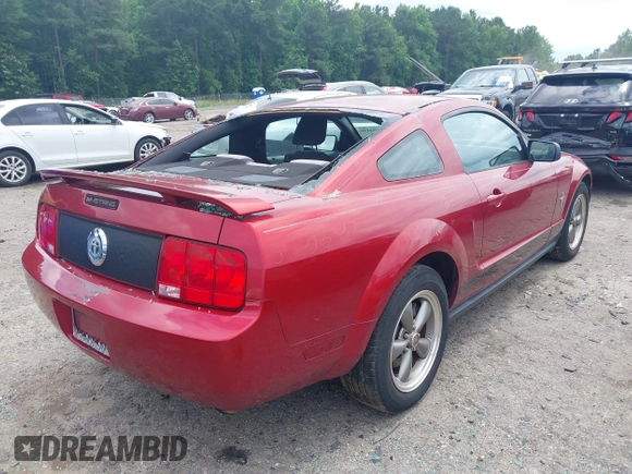 2006 Ford Mustang Standard with VIN 1ZVHT80N765239610, listed as a IAAI auction lot 42454146 with 146,261 mi miles and . Bid and sale history available at DreamBid. Image 4.