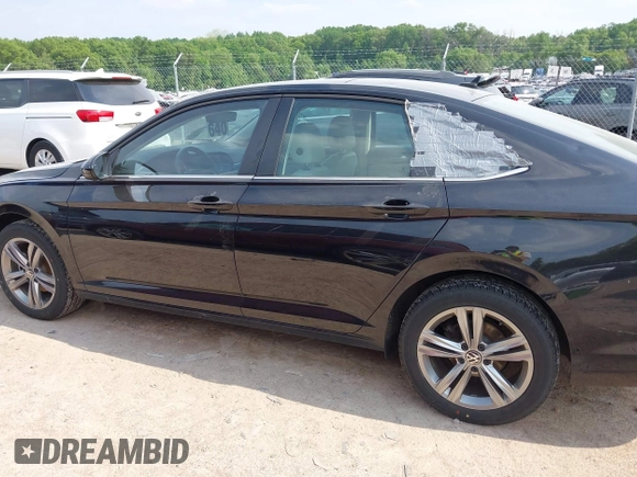 2022 Volkswagen Jetta SE with VIN 3VW7M7BU5NM011041, listed as a IAAI auction lot 42418167 with 71,415 mi miles and . Bid and sale history available at DreamBid. Image 14.