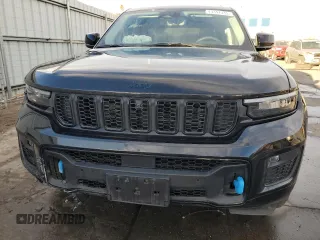 2023 Jeep Grand Cherokee 30th Anniversary with VIN 1C4RJYB61P8905525, listed as a Copart auction lot 43347335 with 18,814 mi miles and Salvage title. Bid and sale history available at DreamBid. Image 5.