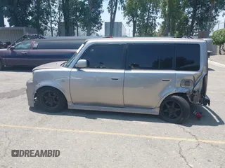 2006 Scion xB z VIN JTLKT324064103023, wystawiony jako IAAI lot #42463759 z przebiegiem Nie podano mil oraz . Historia ofert i sprzedaży dostępna na DreamBid. Obrazek 13.