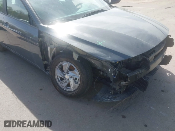 2024 Hyundai Elantra SE with VIN KMHLL4DG4RU723919, listed as a IAAI auction lot 42023857 with 8,978 mi miles and . Bid and sale history available at DreamBid. Image 6.