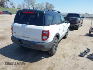 2025 Ford Bronco Sport Outer Banks with VIN 3FMCR9CN3SRE34345, listed as a IAAI auction lot 42081216 with 1,420 mi miles and . Bid and sale history available at DreamBid. Image 4.
