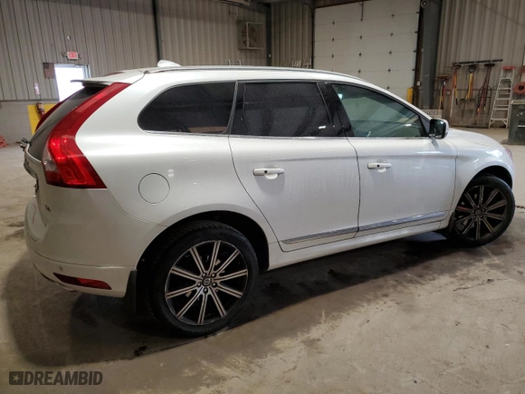 2015 Volvo XC60 T6 Drive-E Platinum with VIN YV449MDM3F2628849, listed as a Copart auction lot 78917974 with 81,751 mi miles and Salvage Title. Bid and sale history available at carsss.com. Image 3.
