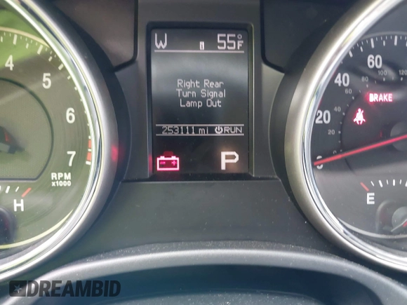 2011 Jeep Grand Cherokee Laredo with VIN 1J4RR4GGXBC597743, listed as a IAAI auction lot 41897286 with 253,111 mi miles and . Bid and sale history available at DreamBid. Image 15.