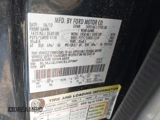 2012 Lincoln Navigator z VIN 5LMJJ2J56CEL07597, wystawiony jako IAAI lot #41732470 z przebiegiem 189 141 mil mil oraz . Historia ofert i sprzedaży dostępna na DreamBid. Obrazek 9.