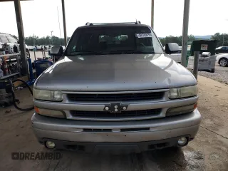 2005 Chevrolet Suburban Z71 with VIN 3GNFK16ZX5G166830, listed as a Copart auction lot 62769755 with 430,459 mi miles and Salvage title. Bid and sale history available at DreamBid. Image 5.