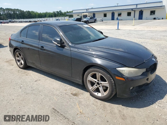 2014 BMW 3 Series 328i z VIN WBA3A5C5XEP601622, wystawiony jako Copart lot #62127465 z przebiegiem 144 432 mil mil oraz Czysty tytuł • Clean title. Historia ofert i sprzedaży dostępna na DreamBid. Obrazek 4.
