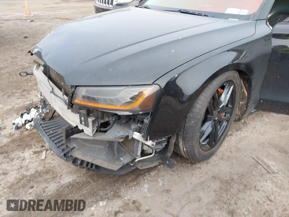 2016 Audi A8 L 4.0T Sport with VIN WAU43AFDXGN005323, listed as a IAAI auction lot 41311344 with 84,000 mi miles. Bid and sale history available at carsss.com. Image 17.
