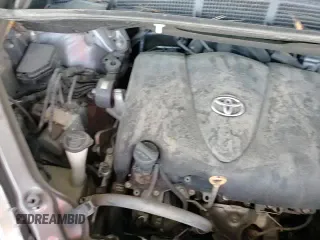 2019 Toyota Sienna LE Auto Access Seat with VIN 5TDKZ3DC9KS001930, listed as a Copart auction lot 68921665 with 148,905 mi miles and Salvage title. Bid and sale history available at DreamBid. Image 14.