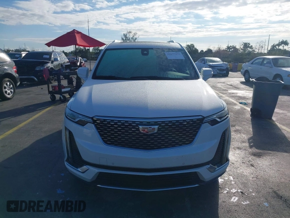 2025 Cadillac XT6 FWD Premium Luxury with VIN 1GYKPCRS9SZ122102, listed as a IAAI auction lot 41677275 with 4,227 mi miles. Bid and sale history available at carsss.com. Image 12.