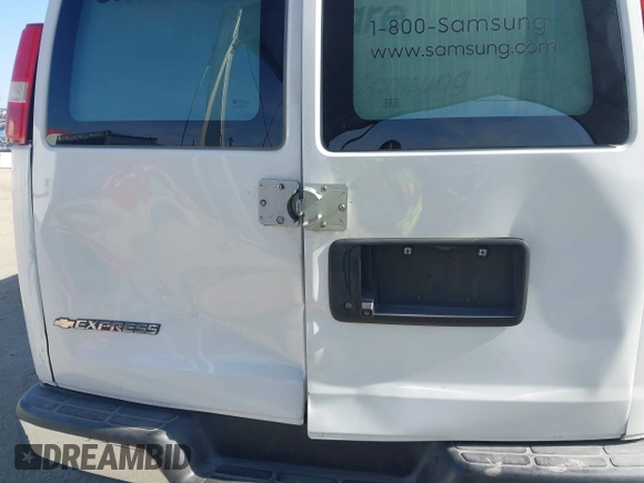 2016 Chevrolet Express Cargo Van with VIN 1GCWGAFF0G1323959, listed as a IAAI auction lot 42172260 with 211,384 mi miles. Bid and sale history available at carsss.com. Image 6.