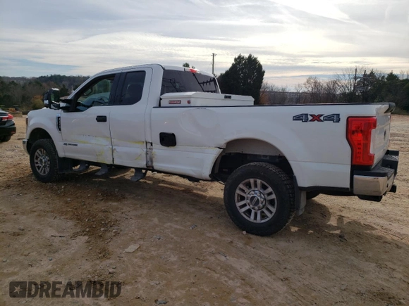 2019 Ford F-250 XL with VIN 1FT7X2BT0KEC44508, listed as a Copart auction lot 85003334 with 209,940 mi miles and Salvage title. Bid and sale history available at DreamBid. Image 2.
