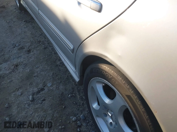 2002 Mercedes-Benz E 320 with VIN WDBJF70J52B431704, listed as a IAAI auction lot 41304419 with 271,140 mi miles and . Bid and sale history available at DreamBid. Image 6.