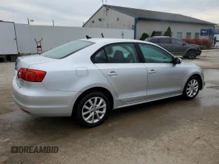 2013 Volkswagen Jetta SE z VIN 3VWDX7AJ3DM450464, wystawiony jako Copart lot #55464505 z przebiegiem 201 001 mil mil oraz Nie do naprawy • Non repairable. Historia ofert i sprzedaży dostępna na DreamBid. Obrazek 3.