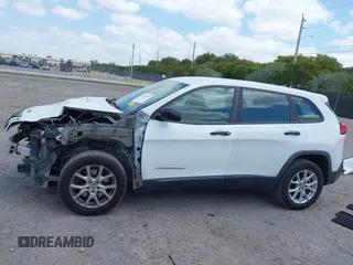 2015 Jeep Cherokee Sport with VIN 1C4PJLAB2FW566132, listed as a IAAI auction lot 42103012 with 138,016 mi miles. Bid and sale history available at carsss.com. Image 15.