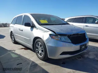 2013 Honda Odyssey EX-L with VIN 5FNRL5H65DB046726, listed as a IAAI auction lot 41763685 with 140,476 mi miles. Bid and sale history available at carsss.com. Image 1.
