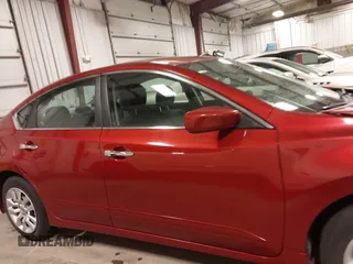 2015 Nissan Altima 2.5 SV with VIN 1N4AL3APXFC117008, listed as a IAAI auction lot 41938241 with 121,549 mi miles. Bid and sale history available at carsss.com. Image 14.