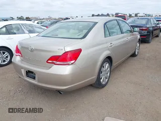 2006 Toyota Avalon XL with VIN 4T1BK36B46U152177, listed as a IAAI auction lot 41890232 with 139,250 mi miles. Bid and sale history available at carsss.com. Image 4.