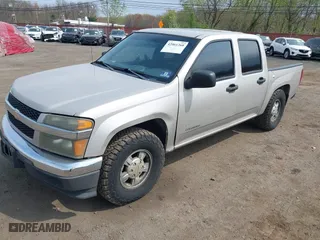 2005 Chevrolet Colorado 1SC LS Z85 with VIN 1GCCS136X58100497, listed as a IAAI auction lot 42061268 with 150,981 mi miles. Bid and sale history available at carsss.com. Image 2.