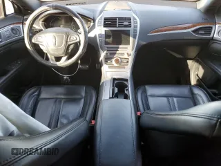 2019 Lincoln MKZ Reserve I с VIN 3LN6L5C9XKR621642, выставлен на аукционе Copart как лот 44416295 с пробегом 58 215 миль миль и Списание • Salvage title. История ставок и продаж доступна на DreamBid. Изображение 8.