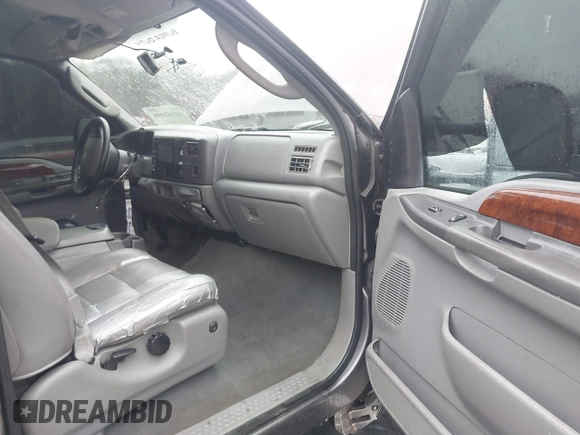 2004 Ford F-250 XL with VIN 1FTNX21P54EC50710, listed as a IAAI auction lot 41541098 with 205,003 mi miles and . Bid and sale history available at DreamBid. Image 5.