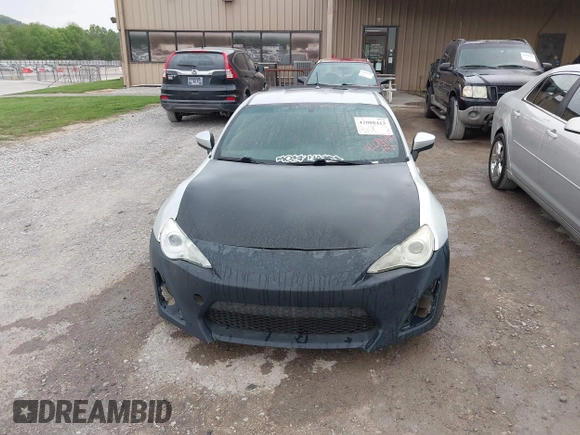 2013 Scion FR-S with VIN JF1ZNAA12D1706687, listed as a IAAI auction lot 42088413 with Not Provided miles. Bid and sale history available at carsss.com. Image 6.